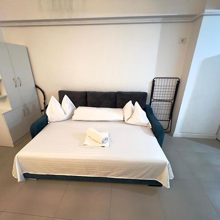 Central Metropolitan Bright 1 Iasi Ngoại thất bức ảnh
