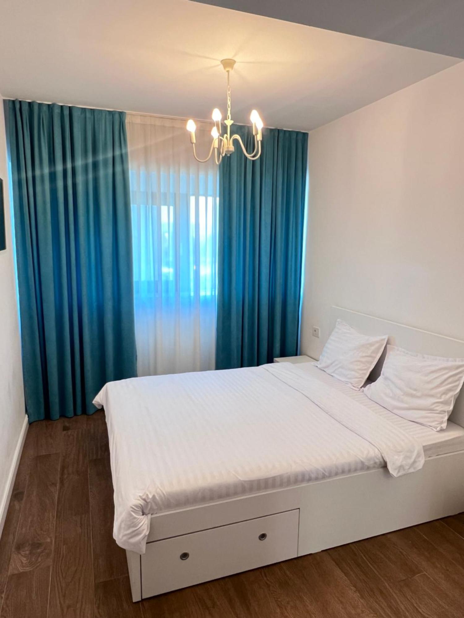 Central Metropolitan Bright 1 Iasi Ngoại thất bức ảnh
